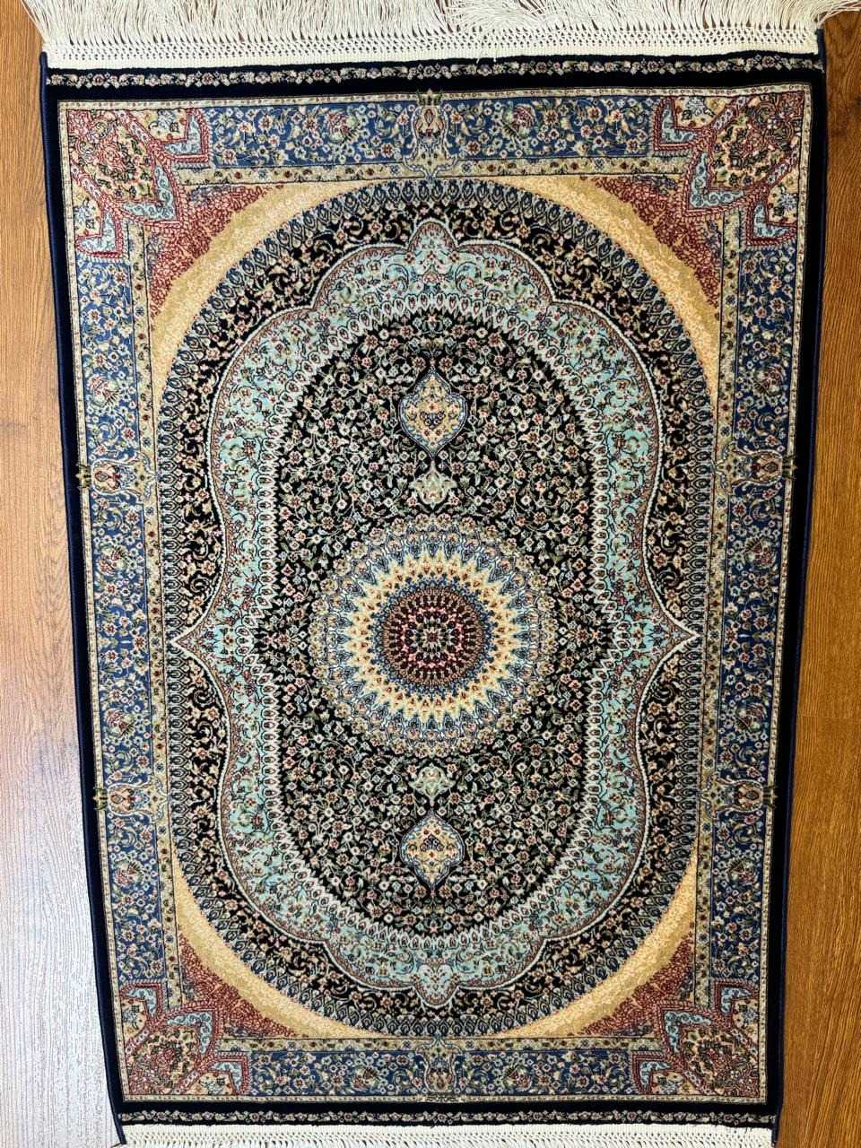 سجاد ايراني حرير 60*90 سم هاند فينيش