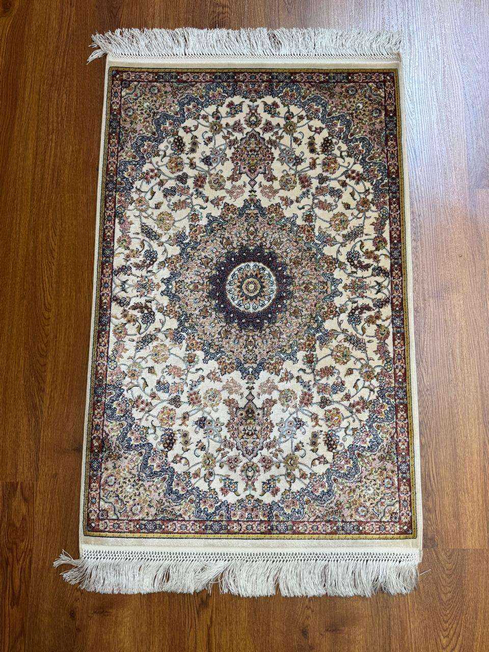سجاد ايراني حرير 60*90 سم هاند فينيش