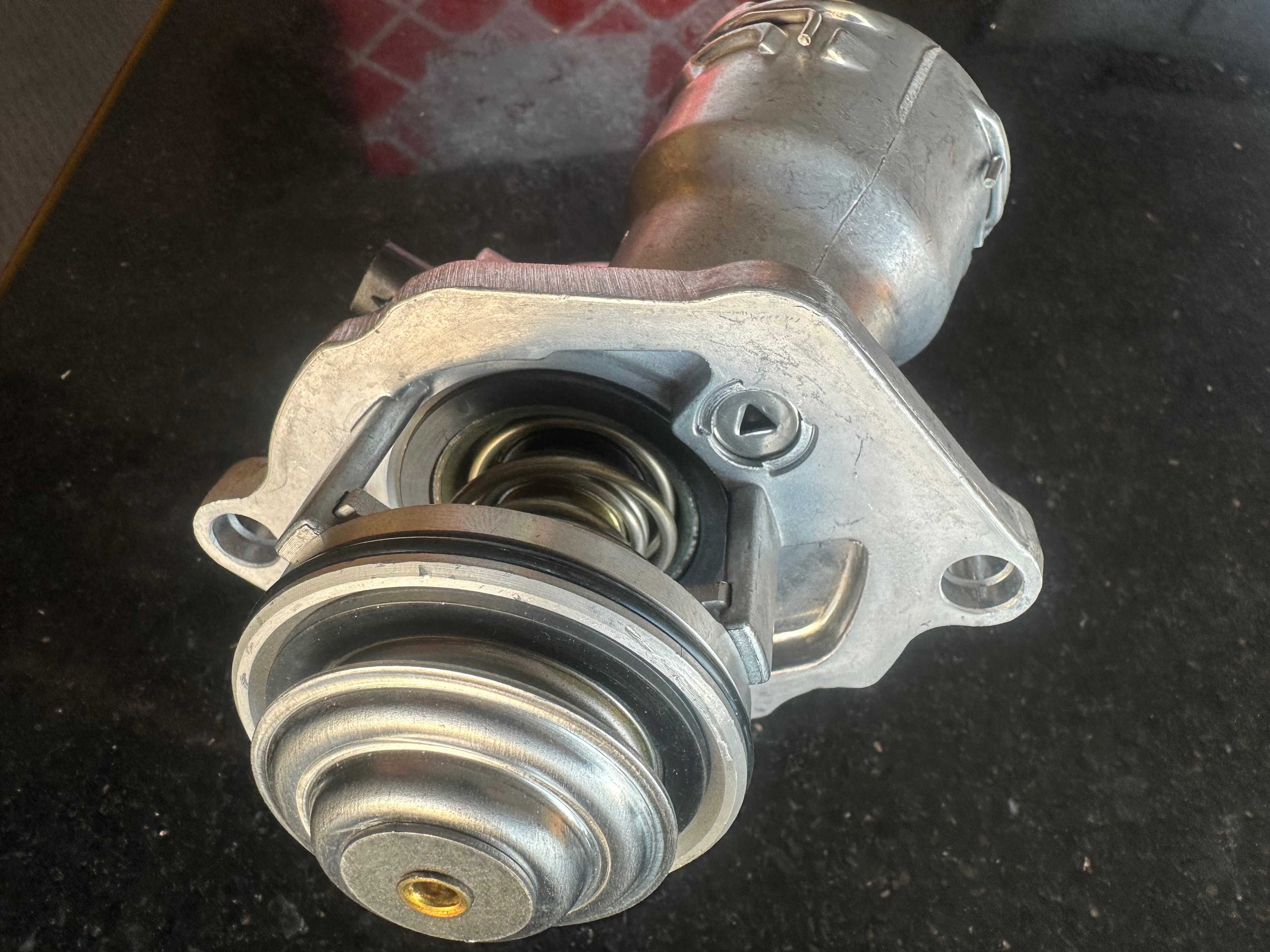 MERCEDES THERMOSTATS