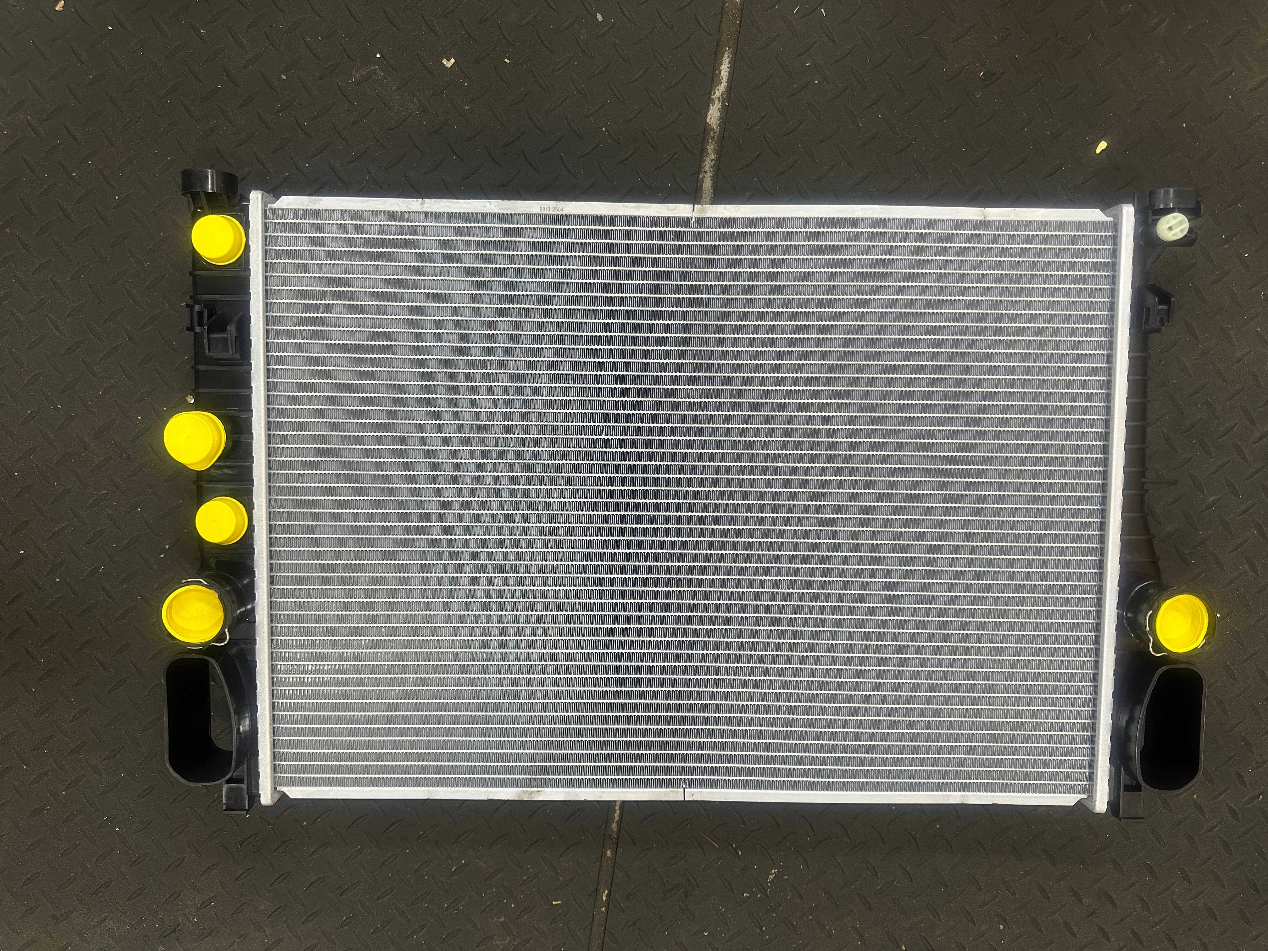 MERCEDES RADIATOR 211-5000102