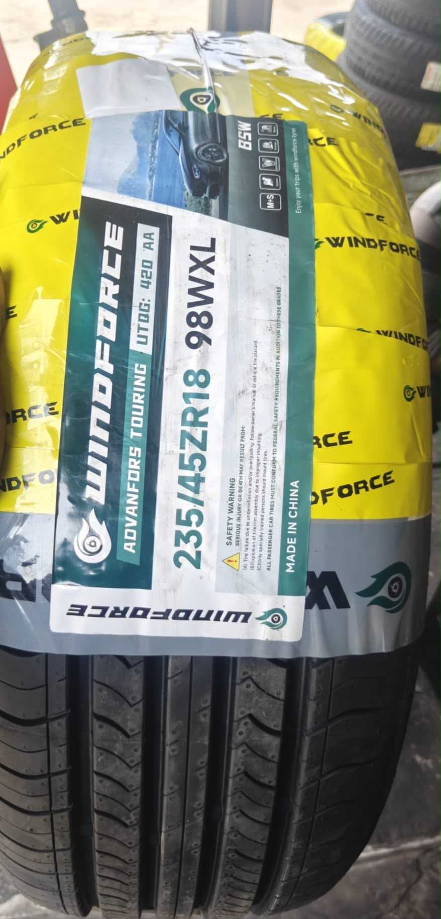 ‏235/45/R18 WINDFORCE TIRE
